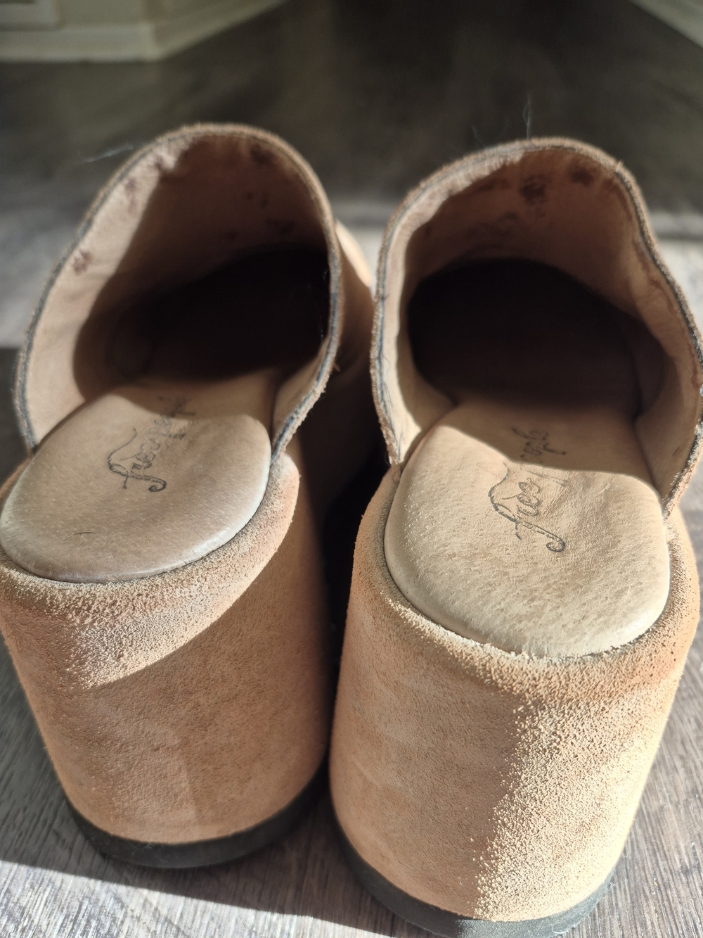 💕Free People Suede Platform Mule in Tan Suede Size 7.5💕 - Picture 5 of 8